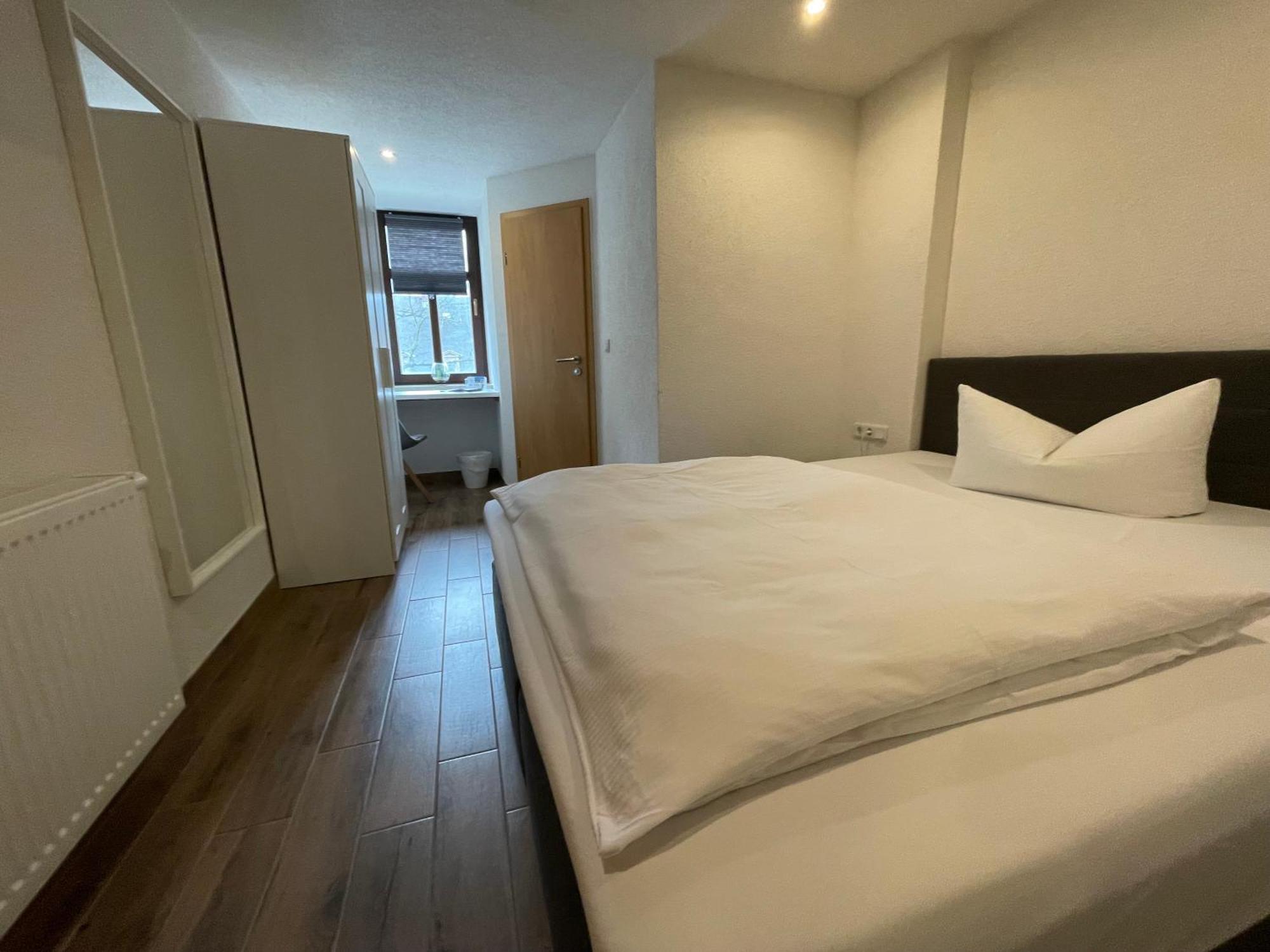 Avenue Das Gaestehaus شيمنيتز المظهر الخارجي الصورة